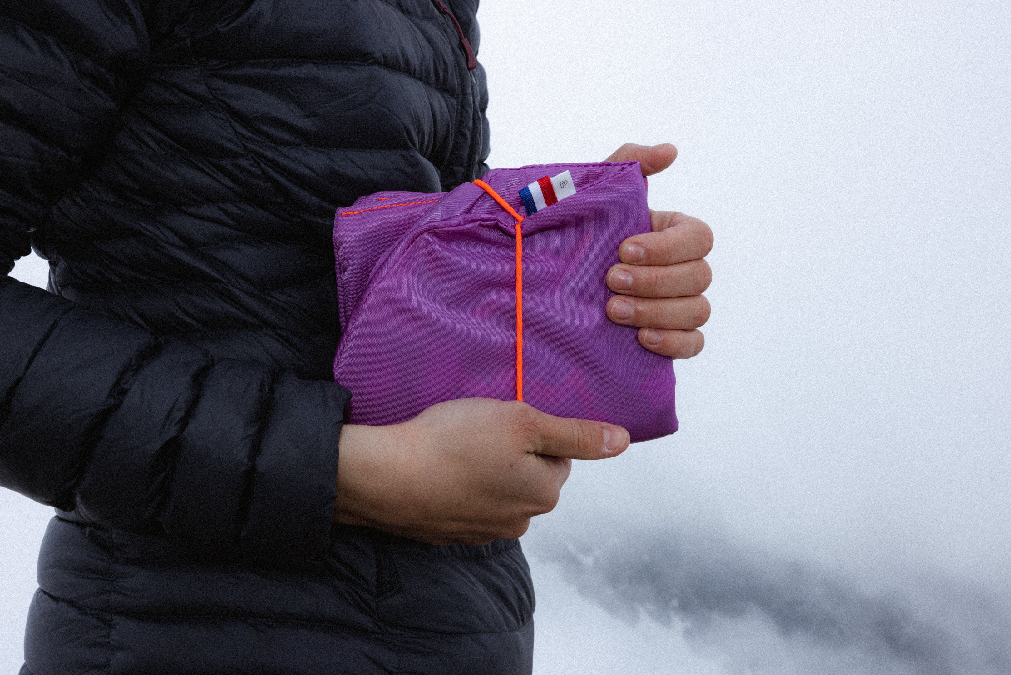 Coussin de stade de foot ptitcul&nbsp;: imperméable et confortable pour les tribunes